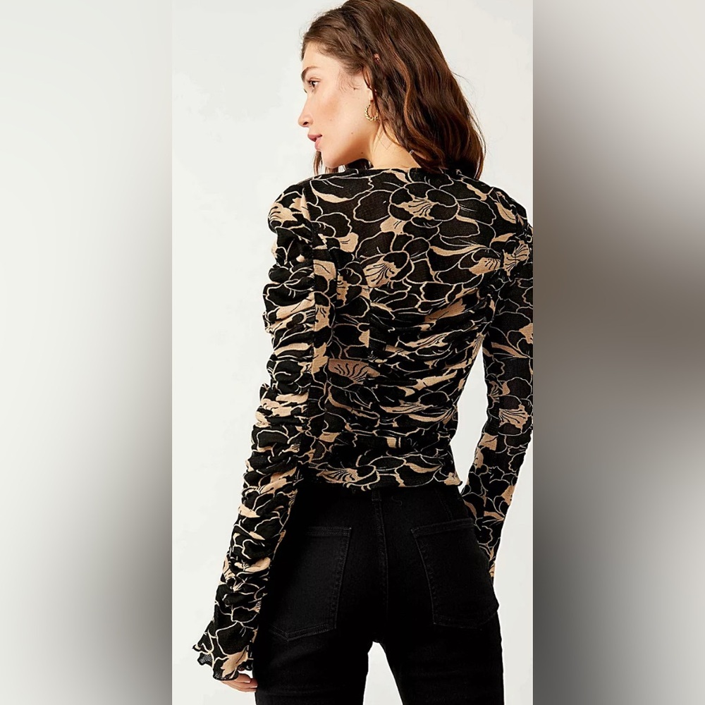 NWOT Free People Through The Meadow Top In Black Combo - Picture 3 of 12